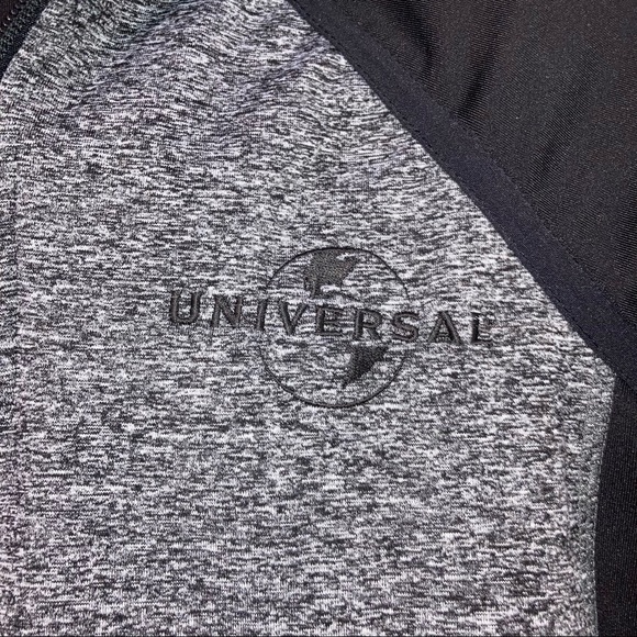 Universal Studios Black & Gray Long Sleeve 1/4 Zip Small Sweater - Picture 10 of 12